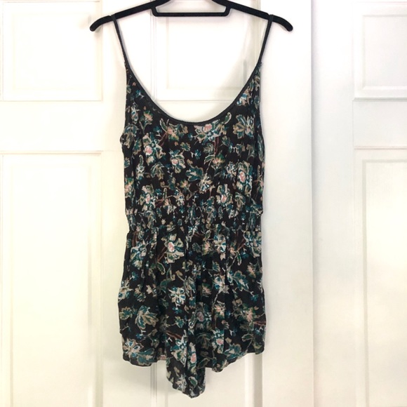 Urban Outfitters Floral Printed Romper - Picture 3 of 3